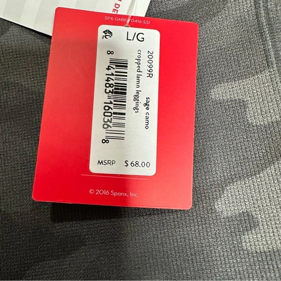 NWT SPANX Look At Me Now Cropped Leggings in Sage Camo.  Sz: Large - Picture 7 of 7